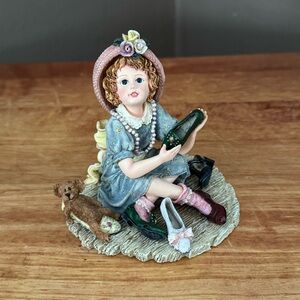 Boyd’s Collection/Yesterdays' Child, “Georgette w/ Hayden-Filling Momma’s Shoes”